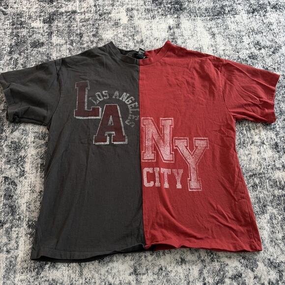 Forever 21 Tops - Forever 21 Los Angeles New York City Womens Medium T-Shirt Tee Shirt LA NYC